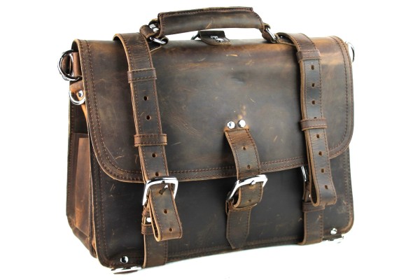Classic 16 in. Large Leather Briefcase Backpack L09